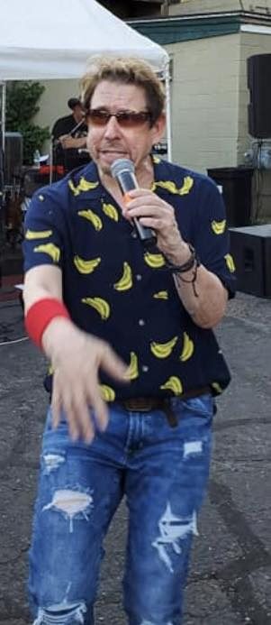 Banana shirt